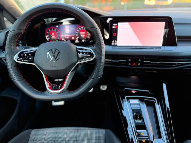 Volkswagen Golf 2.0 TSI DSG GTI