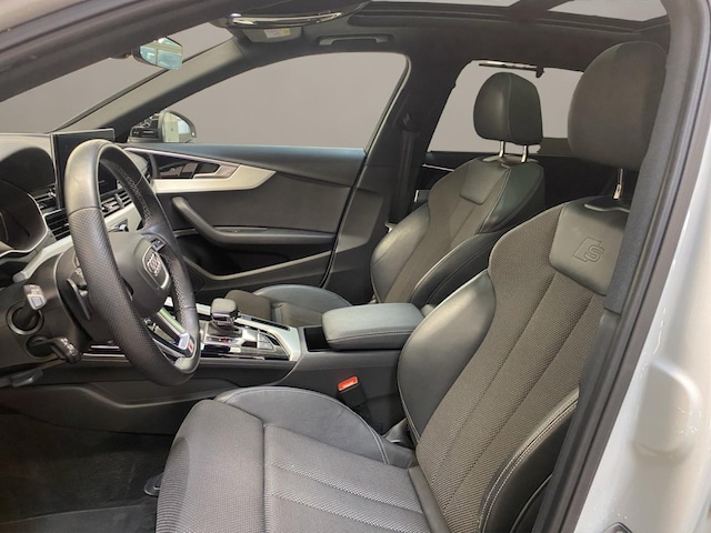 Audi A4 40 TDI Avant S-Line S-Tronic