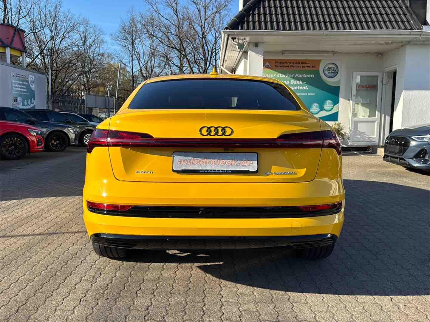 Audi e-tron 50 S-Line Sportback