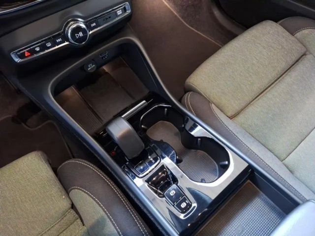 Volvo XC40 Bright Plus Recharge T4