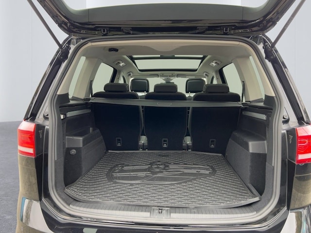 Volkswagen Touran 1.5 TSI DSG