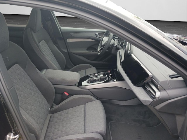 Audi A6 Quattro S-Tronic Sedan