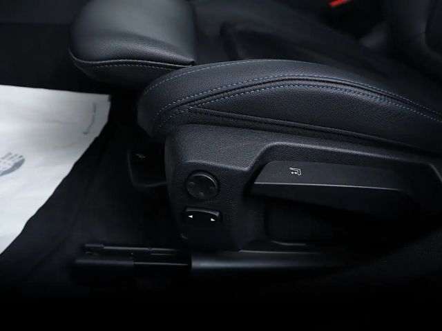 BMW 330 330e Touring