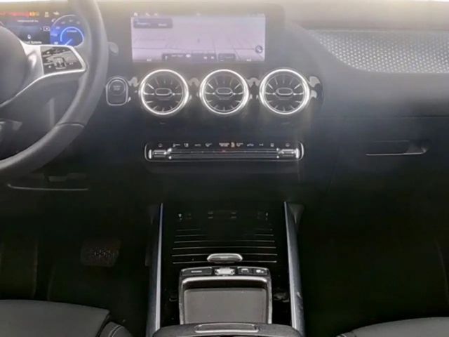 Mercedes-Benz EQA EQA