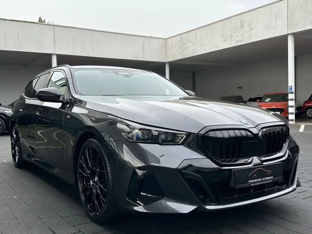 BMW 520 520d M-Sport Touring