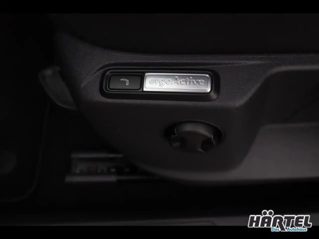 Volkswagen T-Roc 1.5 TSI DSG R-Line