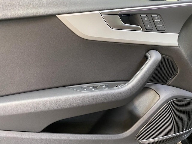 Audi A4 40 TDI Avant S-Tronic