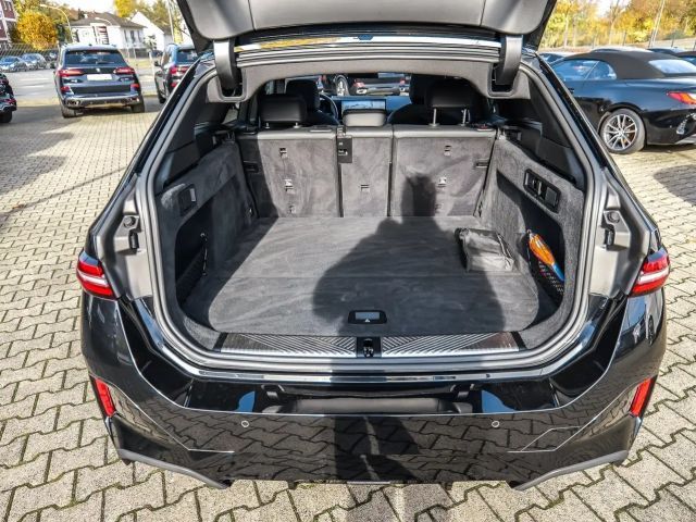 BMW 520 520i M-Sport Touring