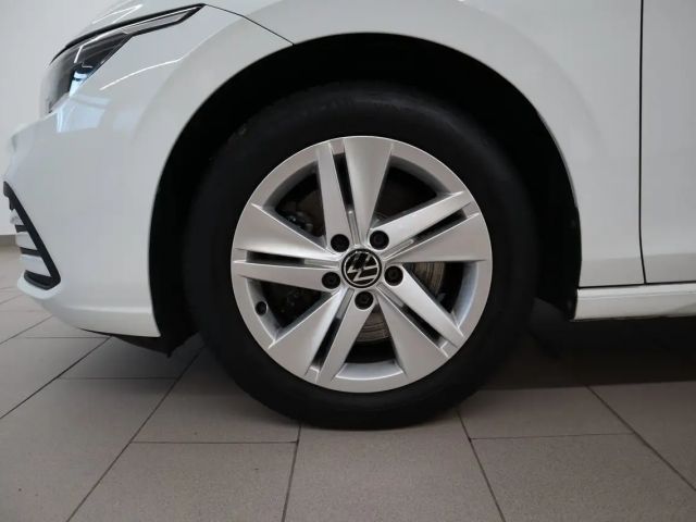 Volkswagen Golf DSG Life Variant