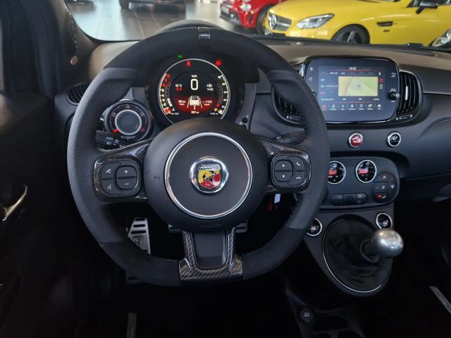 Abarth 695 Cabrio