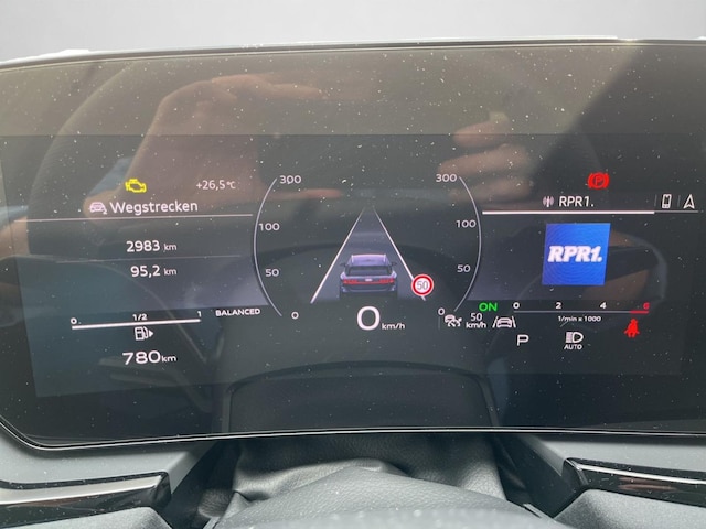 Audi A6 Avant Quattro S-Tronic