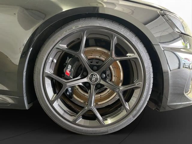 Audi RS4 Avant Competition