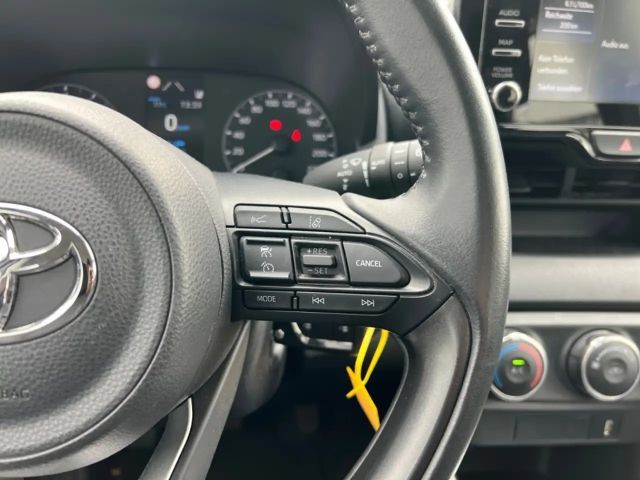 Toyota Yaris 1.0 VVT-i Comfort Hatchback