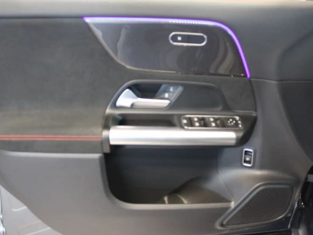 Mercedes-Benz GLA 220 4MATIC AMG Line