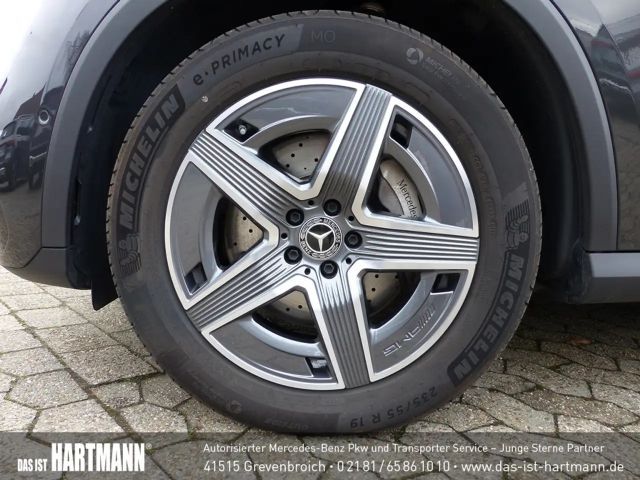 Mercedes-Benz GLC 200 4MATIC AMG Line