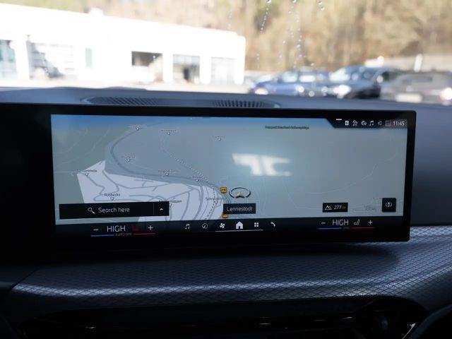 BMW 330 330i M-Sport Touring xDrive