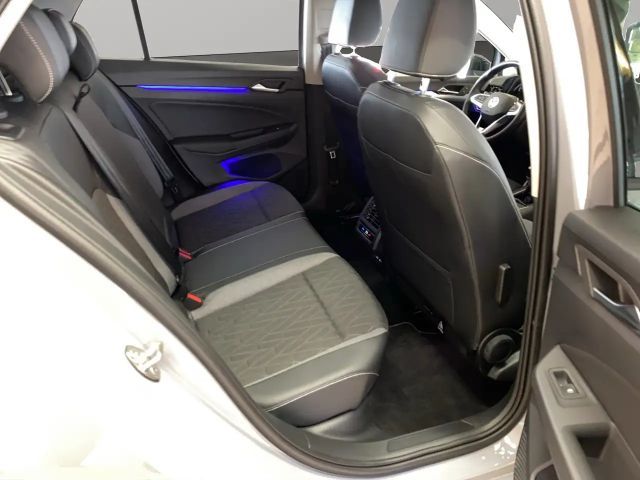 Volkswagen Golf 1.5 TSI BMT Golf VIII Life