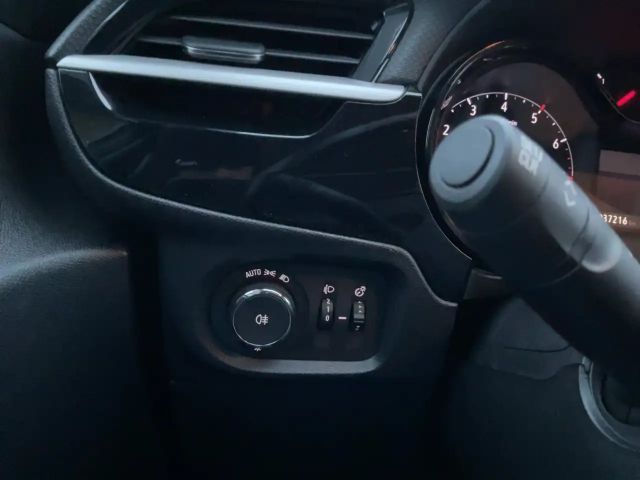 Opel Corsa 1.2 Turbo Edition Turbo