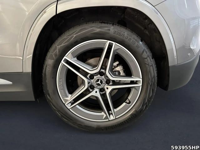 Mercedes-Benz GLA 200 AMG Line GLA 200 d