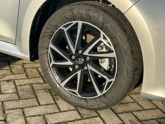 Toyota Yaris Comfort Hybride Team D