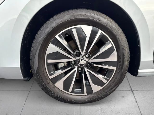 Skoda Superb 2.0 TDI Combi Selection
