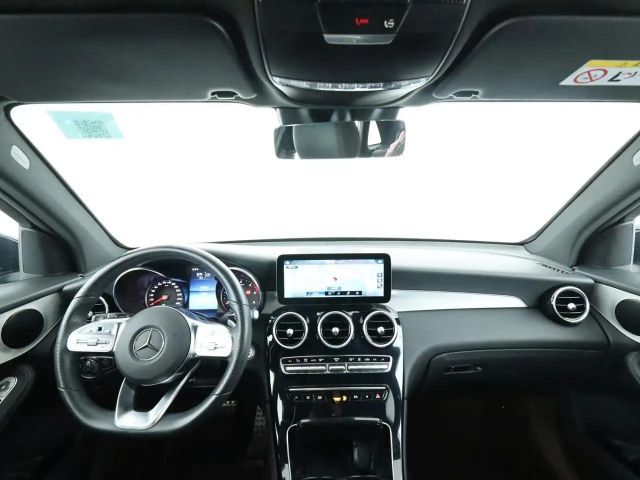 Mercedes-Benz GLC 300 4MATIC AMG Line