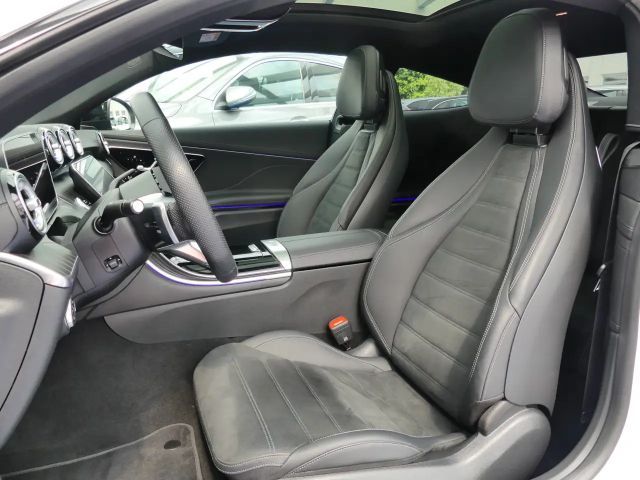 Mercedes-Benz CLE 300 4MATIC AMG Line Coupé