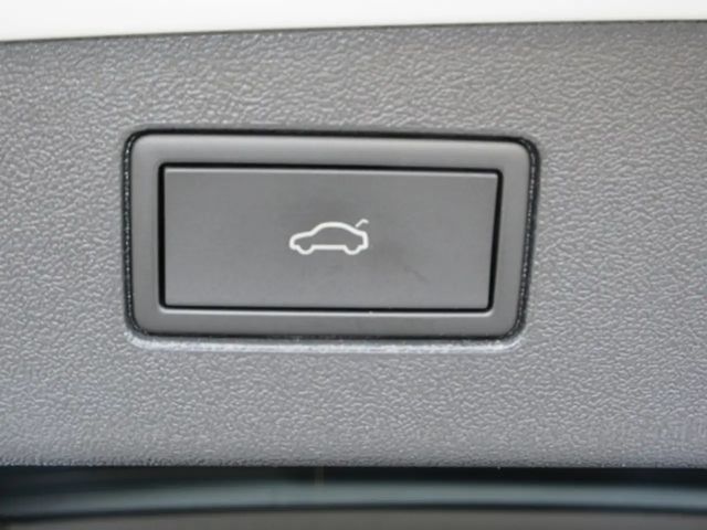 Volkswagen Tiguan 2.0 TDI DSG R-Line Style