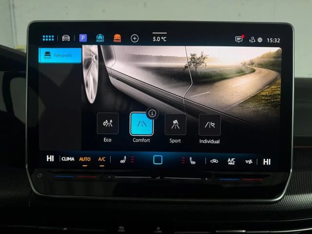 Volkswagen Golf DSG Sport