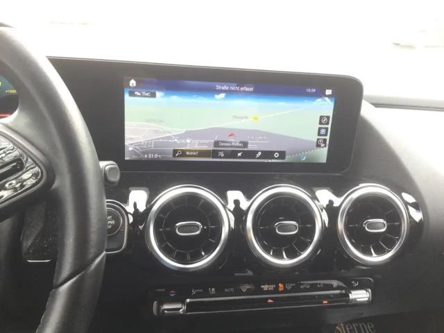 Mercedes-Benz GLA 250 GLA 250 e Style