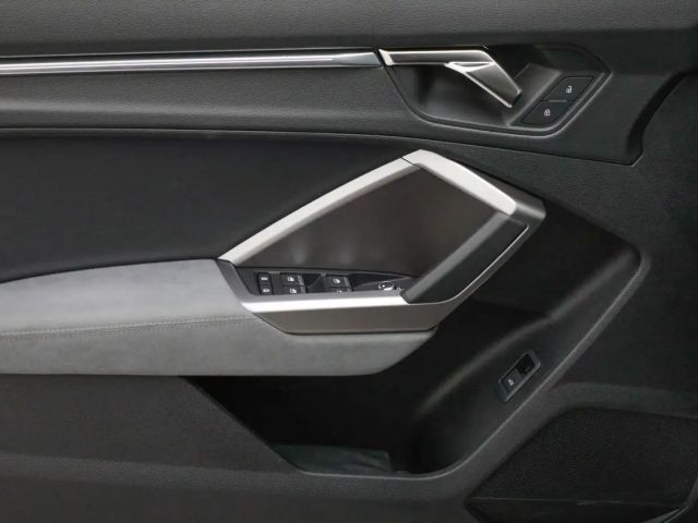 Audi Q3 35 TFSI S-Tronic