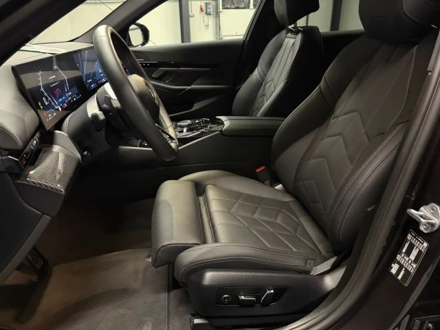 BMW 520 520d M-Sport Touring