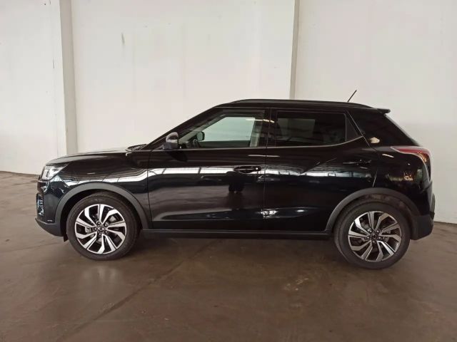 SsangYong Tivoli 2WD Quartz