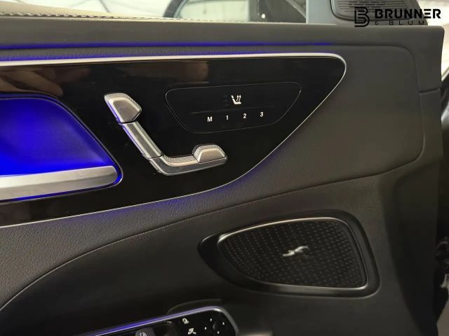 Mercedes-Benz C 200 AMG Line Sedan