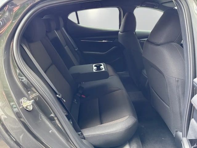 Mazda 3 2.5L SkyActiv e-Skyactiv