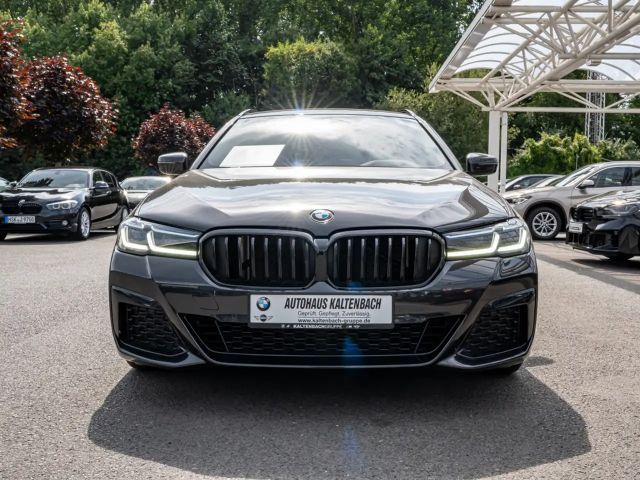BMW 520 520d M-Sport Touring