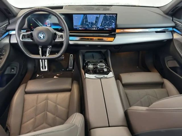 BMW i5 M-Sport Sedan eDrive40