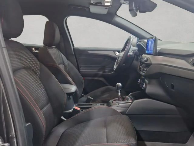 Ford Focus EcoBoost ST Line Style Wagon