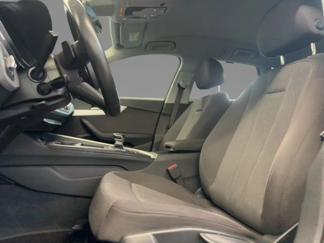 Audi A4 35 TDI S-Line