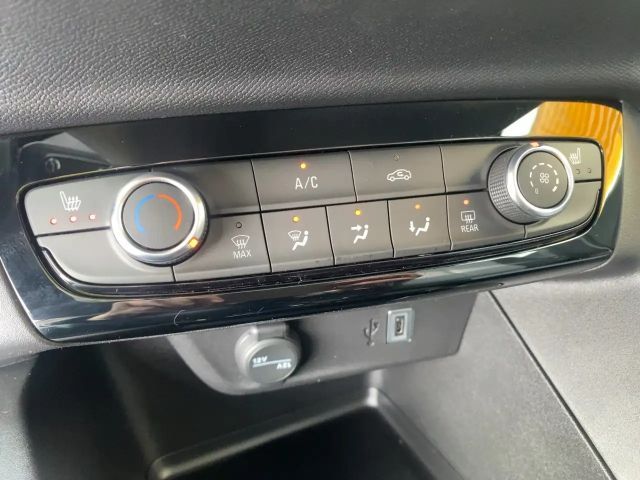 Opel Corsa FEdition SHZ*LED*SpurH*AUT