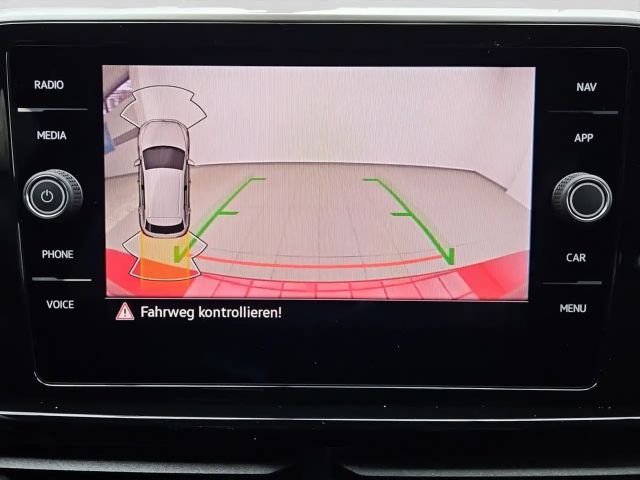 Volkswagen T-Roc 1.5 TSI DSG R-Line