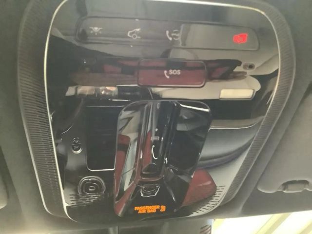 Mercedes-Benz C 180 AVANTGARDE Sedan