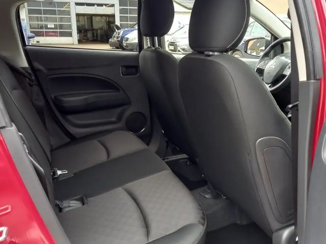 Mitsubishi Space Star Star