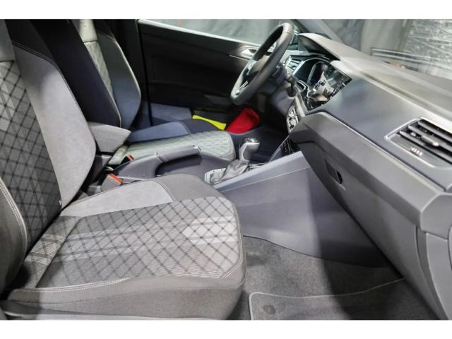 Volkswagen Taigo IQ.Drive R-Line Style