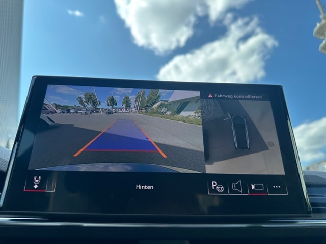 Audi A4 40 TFSI Avant Quattro S-Line S-Tronic