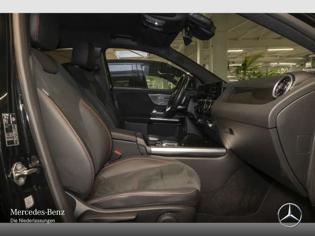 Mercedes-Benz GLA 200 4MATIC AMG Line