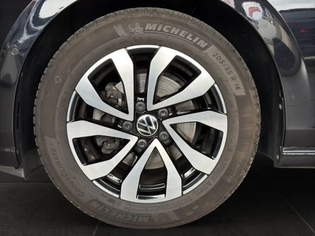 Volkswagen Golf 2.0 TDI DSG Golf VIII