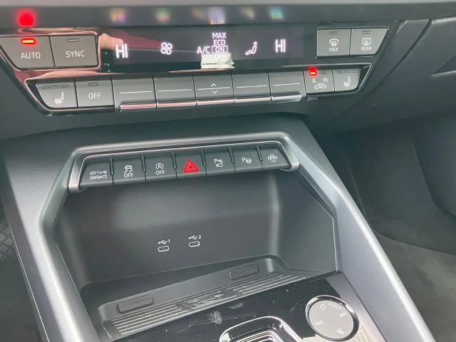 Audi A3 30 TFSI Sedan