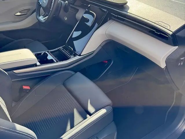 Ford Explorer EV RWD
