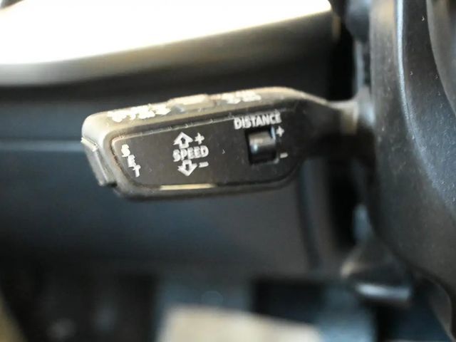 Audi A3 30 TDI Sedan